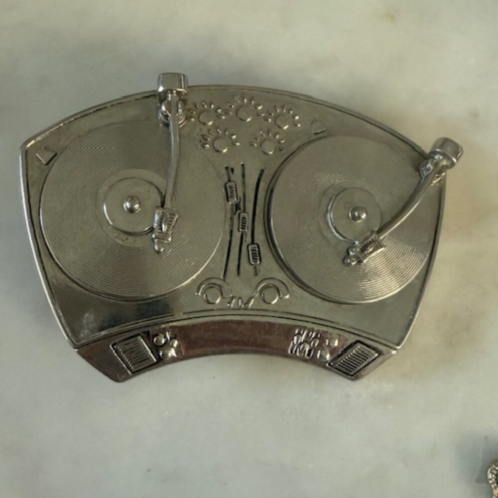 Rock Rebel DJ Belt Buckle Silver